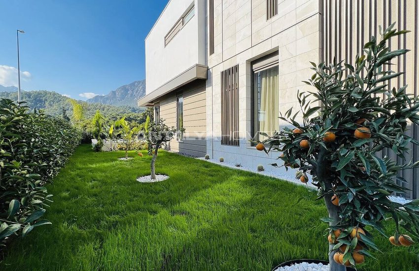 Luxe Villa with Unique Mountain View in Kemer 12