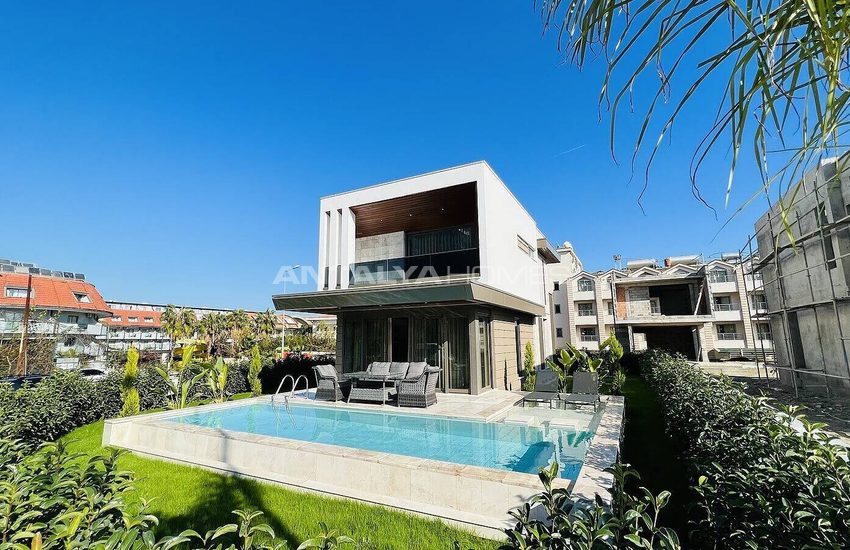 Luxe Villa with Unique Mountain View in Kemer 1