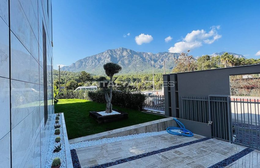 Luxe Villa with Unique Mountain View in Kemer 15