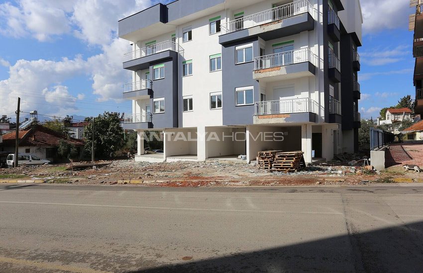 Kepez'de Tramvay Durağına 400 M 2 +1 Daire 2