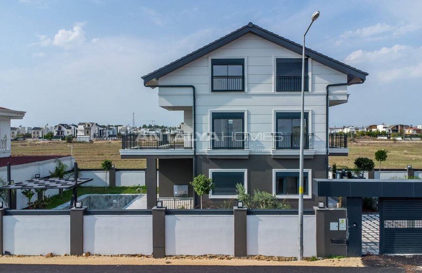 Triplex Houses in Neovilla Project Eligible for Citizenship in Belek 1