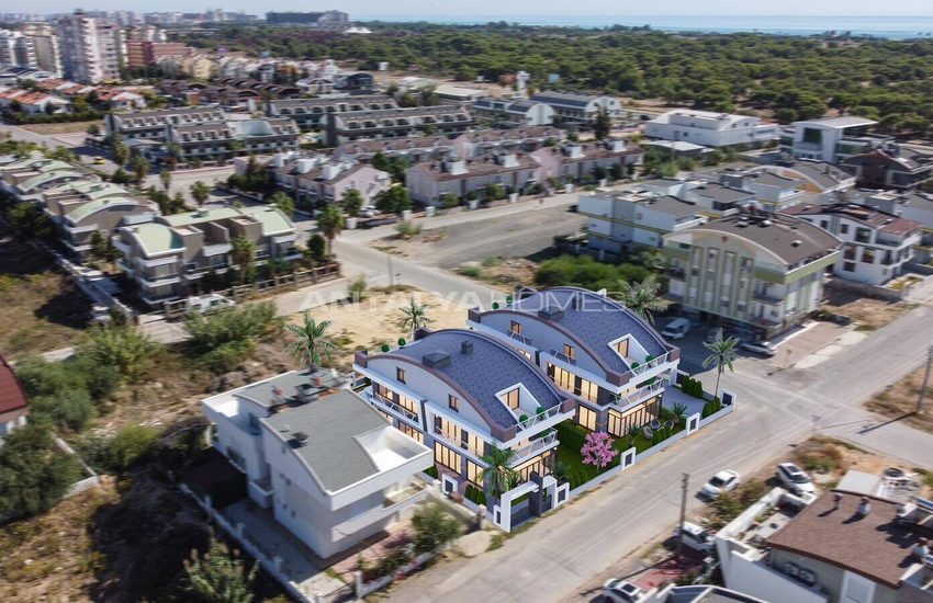 Semi-detached Villas with Private Pools and Gardens in Kundu 5