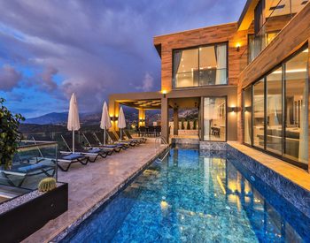 Huizen Met Overdekt Zwembad En Huurgarantie In Antalya Kalkan 3