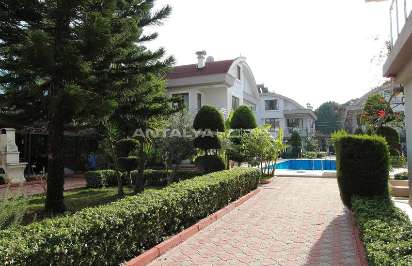 Detached Villa with Communal Pool Close to Beach in Belek 13
