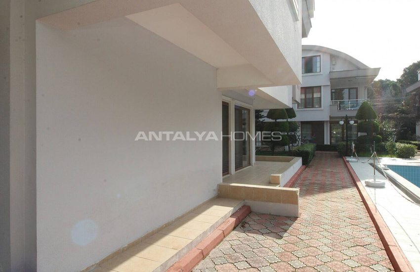 Detached Villa with Communal Pool Close to Beach in Belek 6