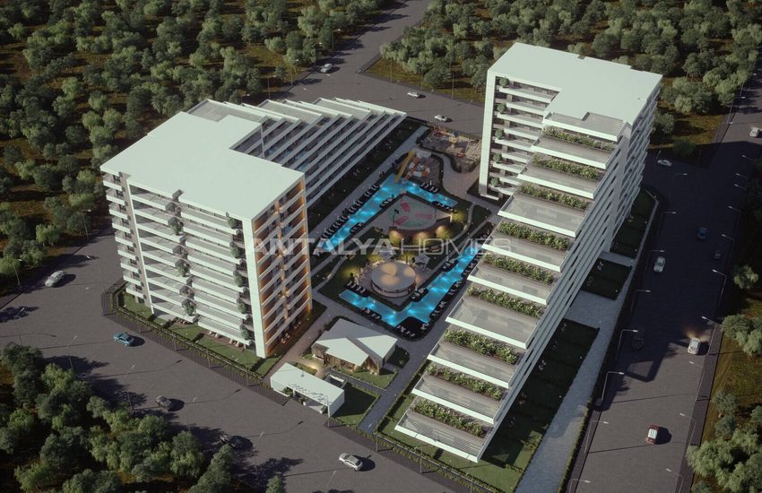 Wohnungen Mit Gartennutzung In Einem Komplex In Antalya Altintas