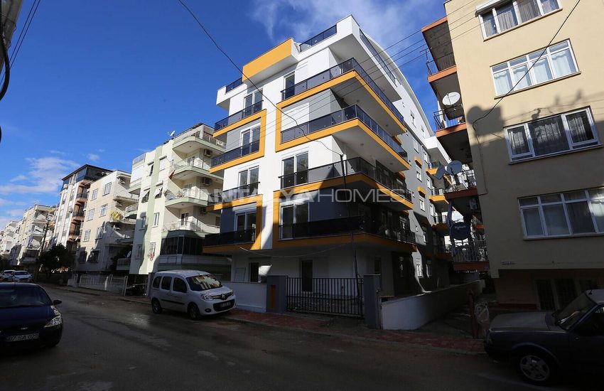 Ready to Move 2-bedroom Property for Sale in Antalya Muratpasa 2