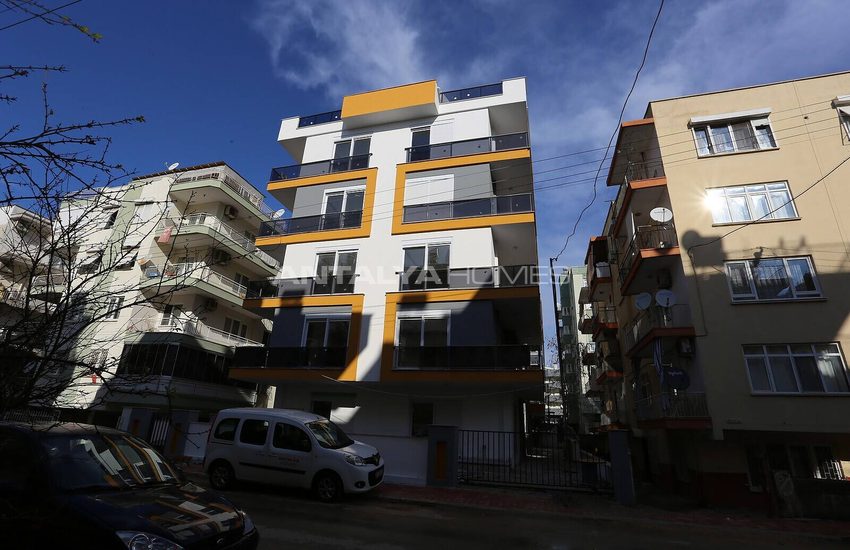 Ready to Move 2-bedroom Property for Sale in Antalya Muratpasa 3