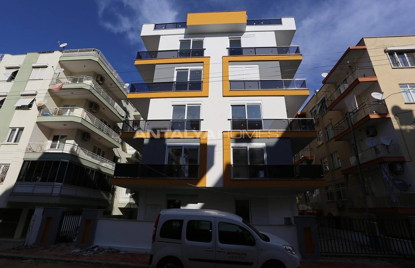 Ready to Move 2-bedroom Property for Sale in Antalya Muratpasa 4