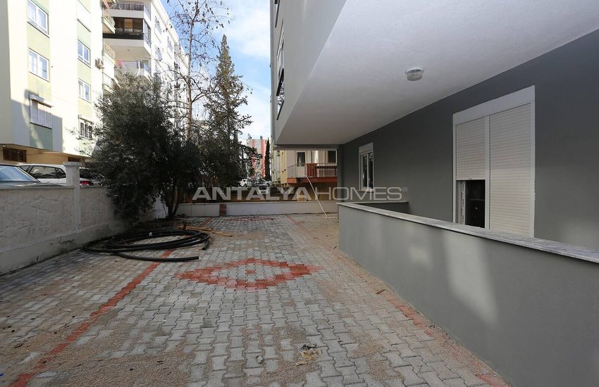 Ready to Move 2-bedroom Property for Sale in Antalya Muratpasa 5