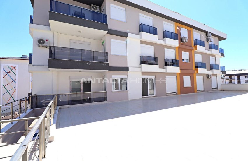 Affordable Flat in Antalya Kepez in a Complex with Parking Lot 10