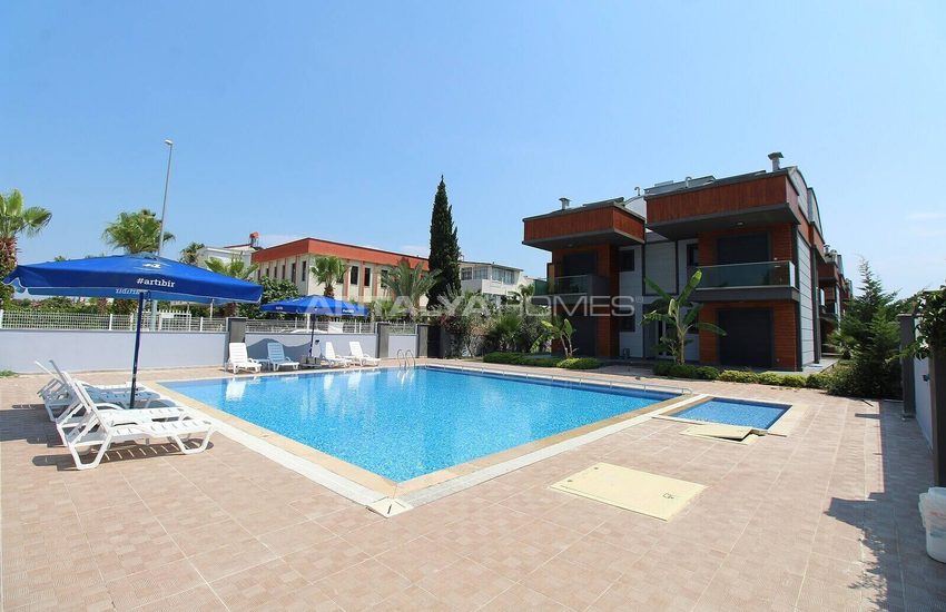 Antalya Kadriye'de Golf Sahalarına Yakın Konumda Daireler