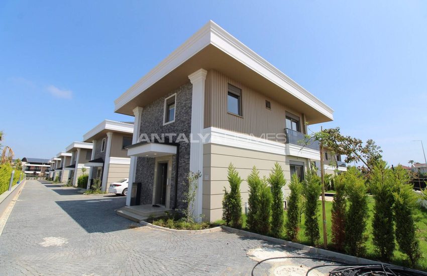 Duplex-villen Mit Privaten Pools In Belek Kadriye 5