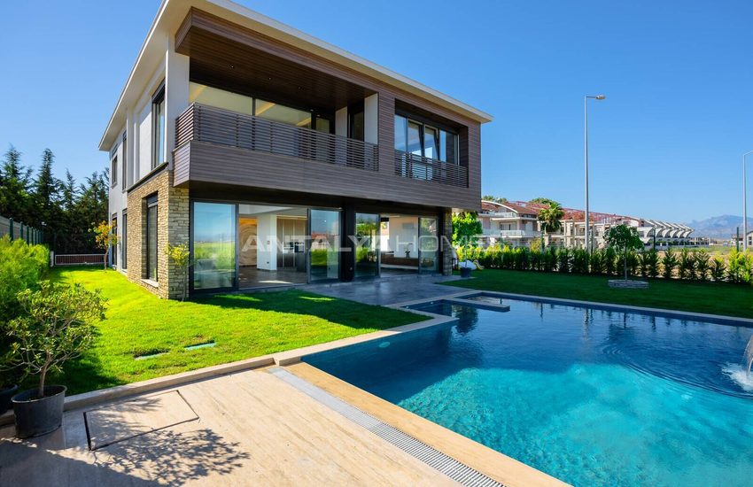 Vrijstaande Villa Dicht Bij Strand En Golfbanen In Belek
