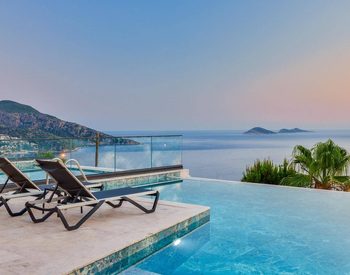 Villa Met 2 Slaapkamers Te Koop In Het Centrum Van Kalkan, Kaş 3