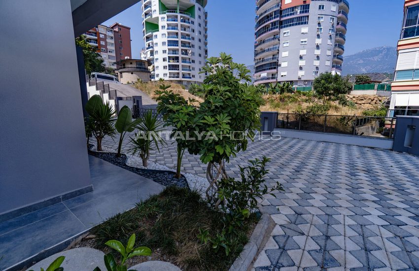 Spacious Apartments in the Heart of Mahmutlar Alanya 4