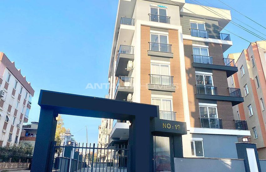 Muratpaşa'da Kısa Dönem Kiralamaya Uygun Sıfır 1+1 Daire 1