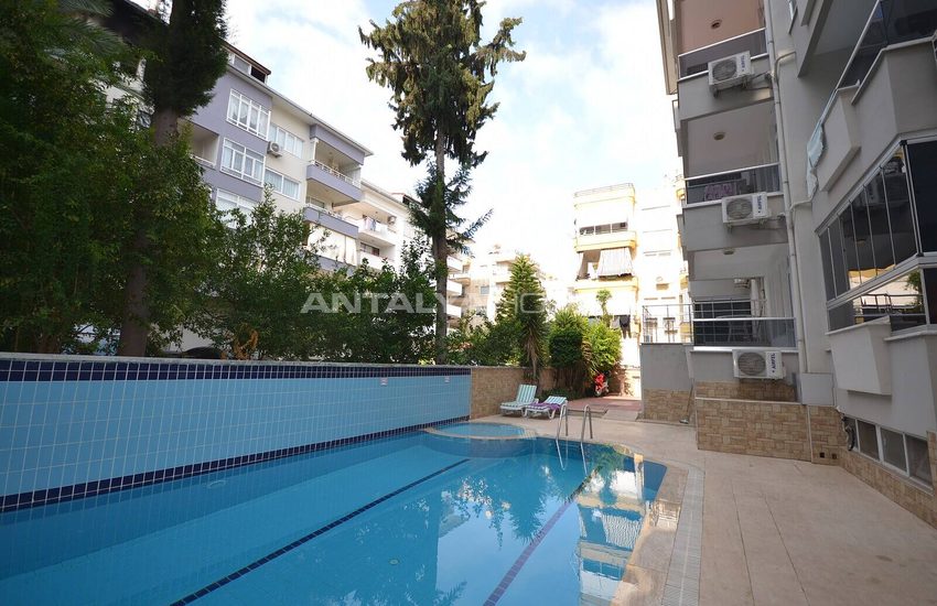 Investment Property at an Advantageous Location in Alanya 8