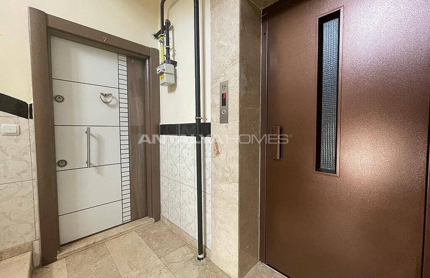 Centraal Gelegen 2+1 Appartement Met Aardgas In Muratpasa 11