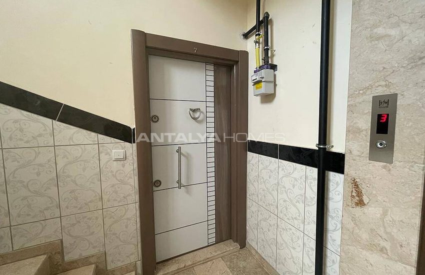 Centraal Gelegen 2+1 Appartement Met Aardgas In Muratpasa 12