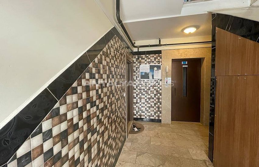 Centraal Gelegen 2+1 Appartement Met Aardgas In Muratpasa 10