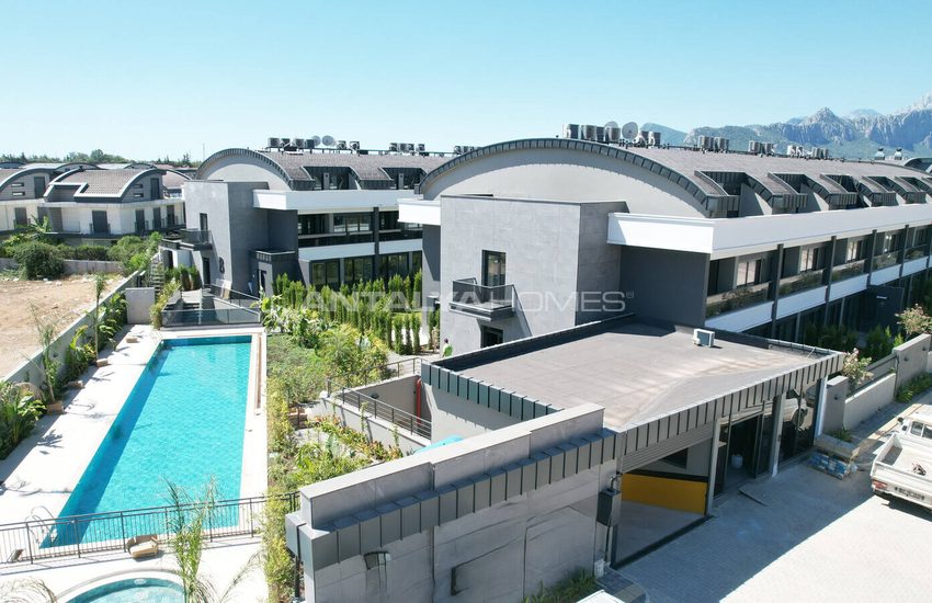 Apartments in Complex with Pool and Car Park in Antalya Konyaalti 2