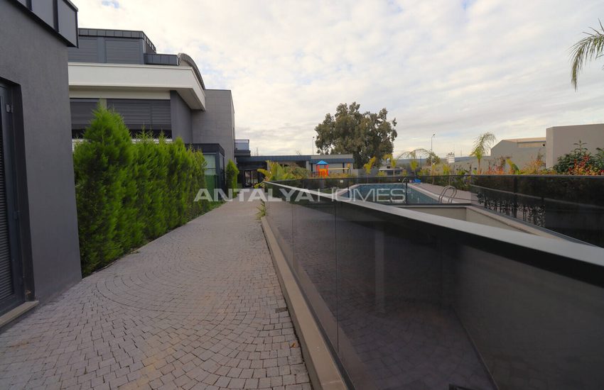 Apartments in Complex with Pool and Car Park in Antalya Konyaalti 6