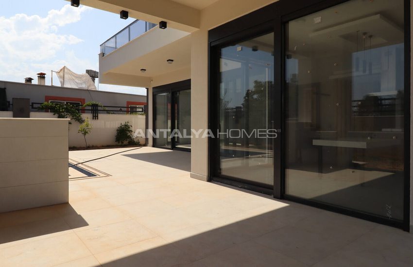 Luxury Villa with a Pool in Antalya Döşemealtı 5
