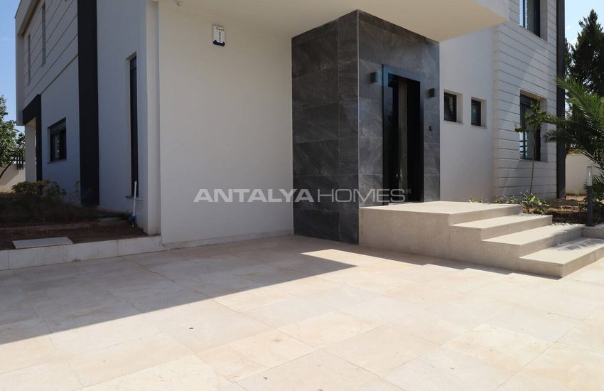 Luxury Villa with a Pool in Antalya Döşemealtı 8