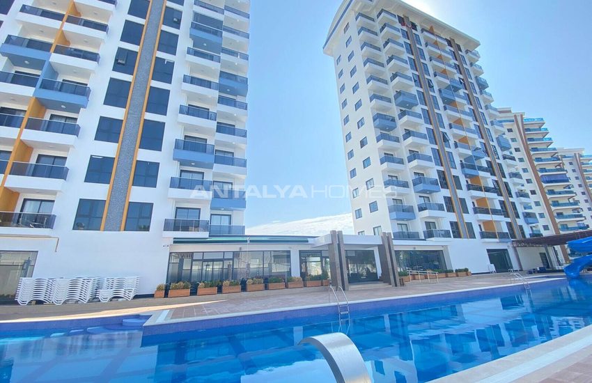 Furnished Flat with Rich Communal Amenities in Alanya 1
