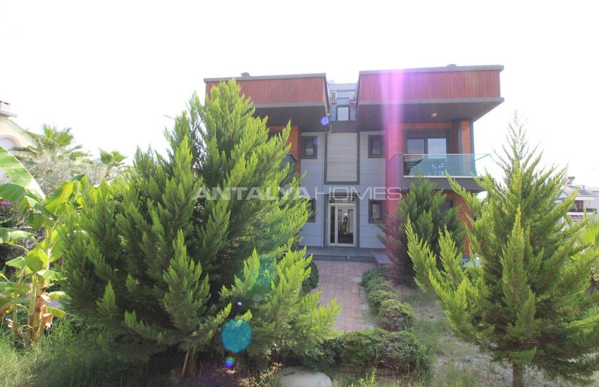 Investment Property in Complex with Pool in Antalya Kadriye 3