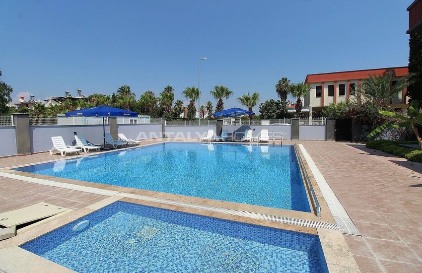 Investment Property in Complex with Pool in Antalya Kadriye 12