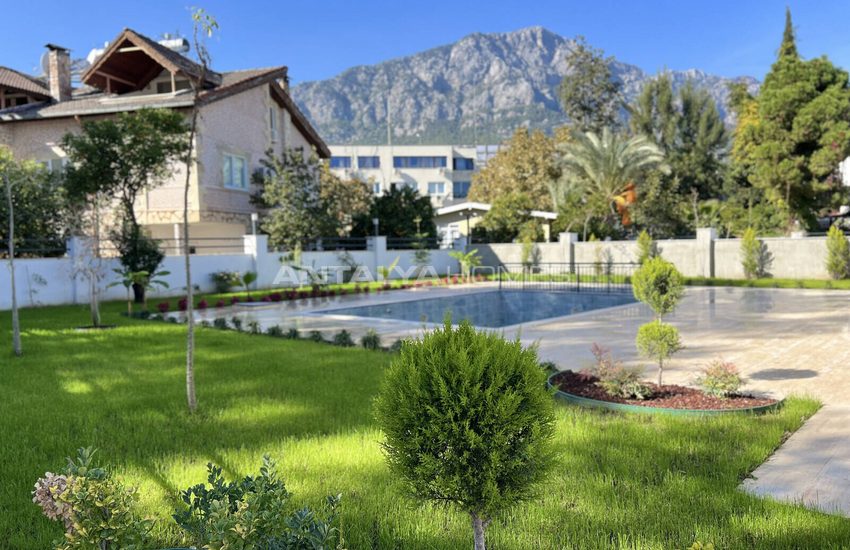 Detached Villa with a Private Pool in Kemer Center 5