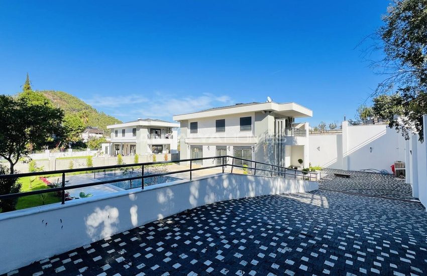 Detached Villa with a Private Pool in Kemer Center 9