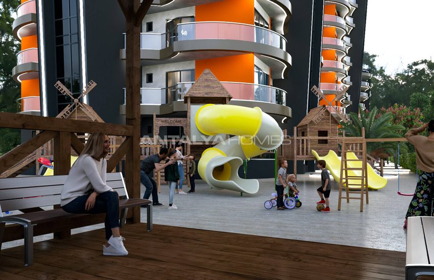 Alanya Mahmutlar'da Zengin Olanaklar Sunan Sitede Daireler 4