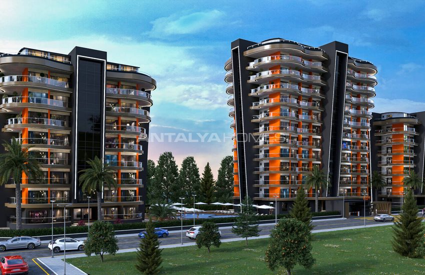 Alanya Mahmutlar'da Zengin Olanaklar Sunan Sitede Daireler