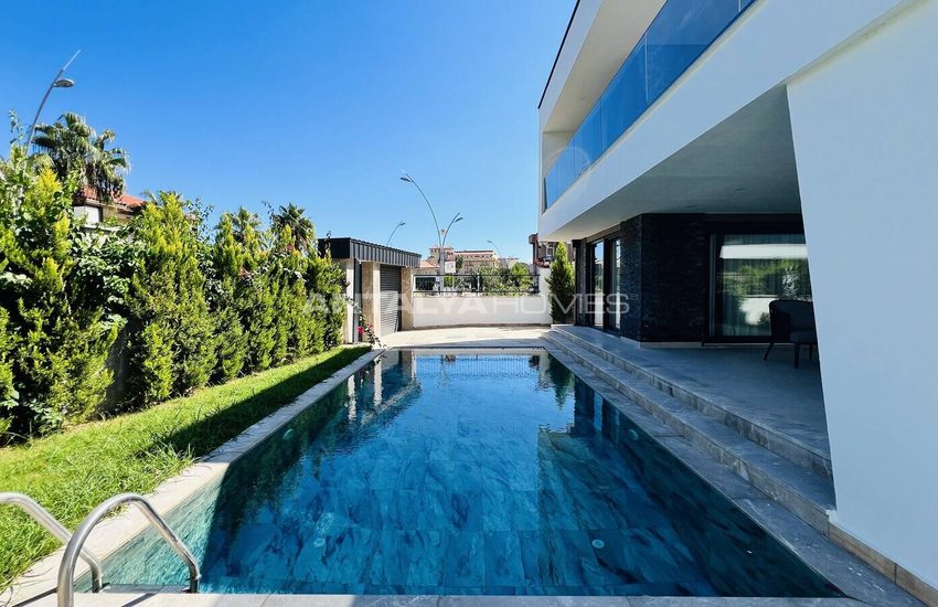 4-bedroom Detached Villa in Kemer Antalya 2