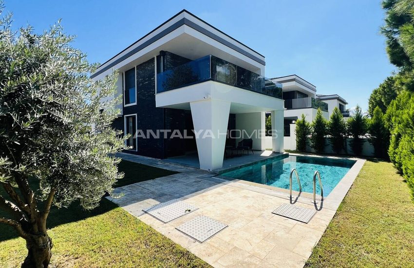 Haus Mit 3 Schlafzimmern In Der Nähe Des Meeres In Kemer 1