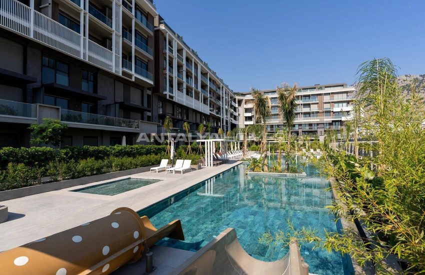 Apartments in a Five-star Concept Project in Konyaalti 1
