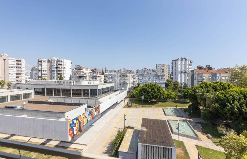 Duplex Apartment Near the Beach in Antalya Muratpasa 5