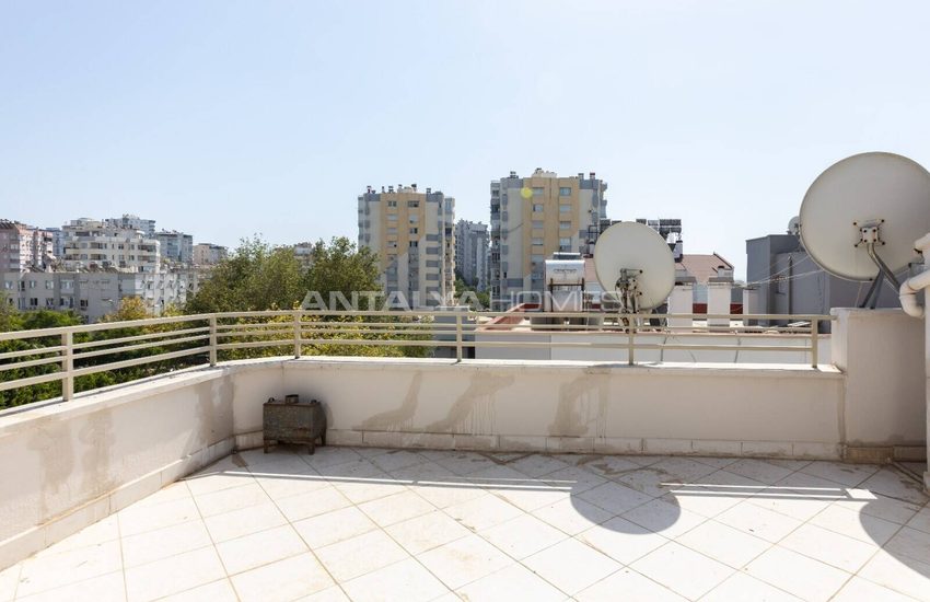 Duplex Apartment Near the Beach in Antalya Muratpasa 12