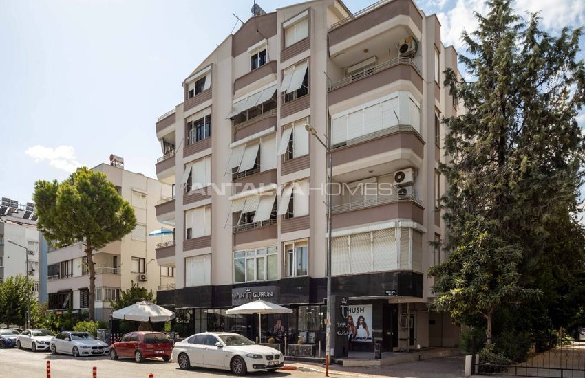 Duplex Apartment Near the Beach in Antalya Muratpasa 3