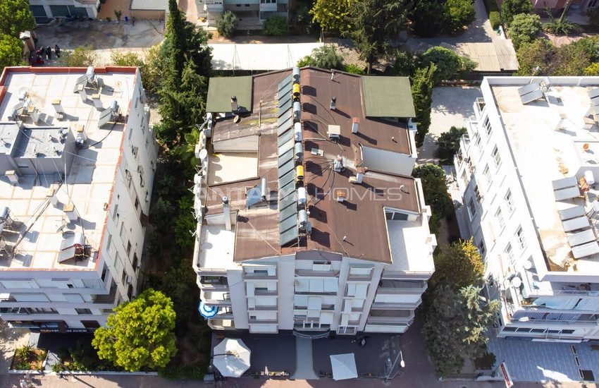 Duplex Apartment Near the Beach in Antalya Muratpasa 4