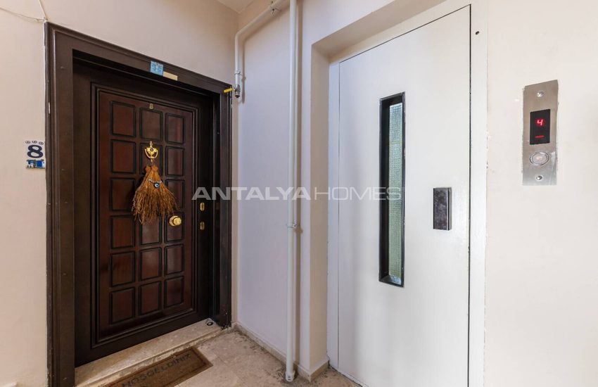 Duplex Apartment Near the Beach in Antalya Muratpasa 7