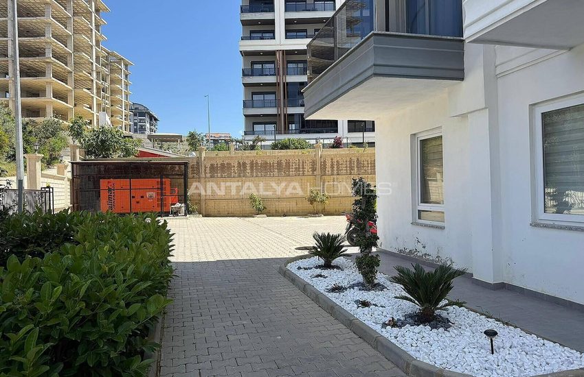 Ready-to-move Flat in a Complex with Pool in Alanya Avsallar 8