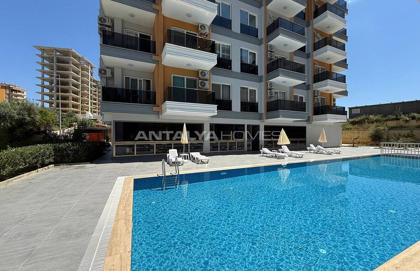 Ready-to-move Flat in a Complex with Pool in Alanya Avsallar 2