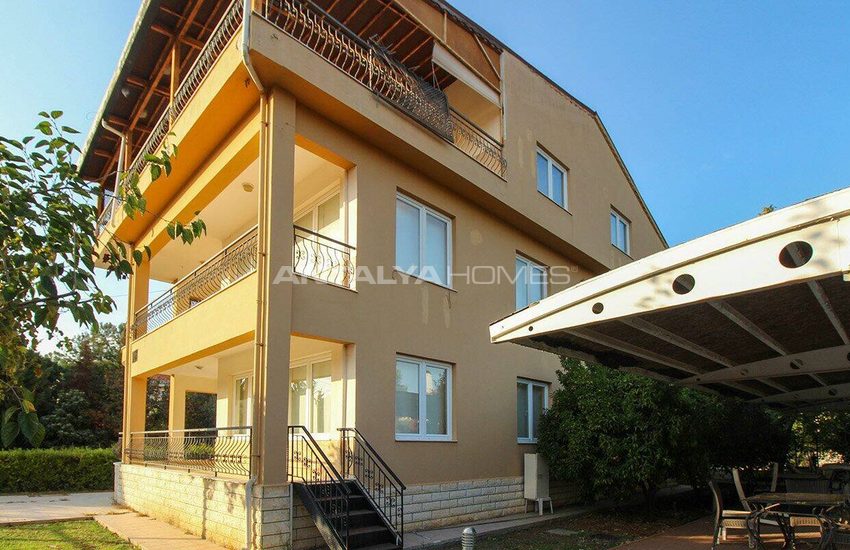 Immeuble Entier Avec Grand Terrain À Antalya Dosemealti 4