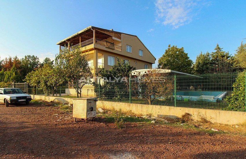Immeuble Entier Avec Grand Terrain À Antalya Dosemealti 3