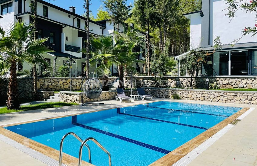 Maison Jumelée Dans Un Complexe Avec Piscine À Antalya Kemer 5