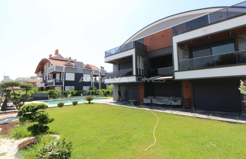 Antalya Serik'te Denize Yakın Havuzlu Müstakil Villa 7
